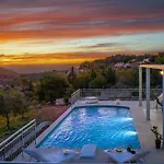 Vila Guesto With Private Pool By Mindyourvilla *