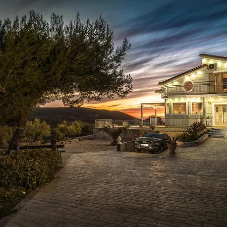 Guesto With Private Pool By Mindyourvilla Villa Anafonítria