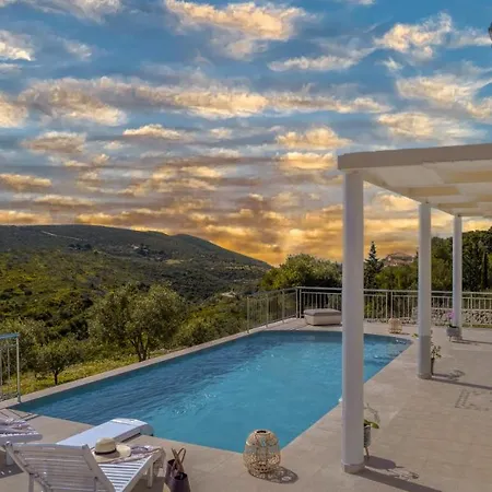 Villa Guesto With Private Pool By Mindyourvilla *