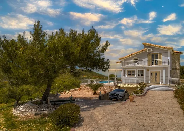 Villa Guesto With Private Pool By Mindyourvilla *