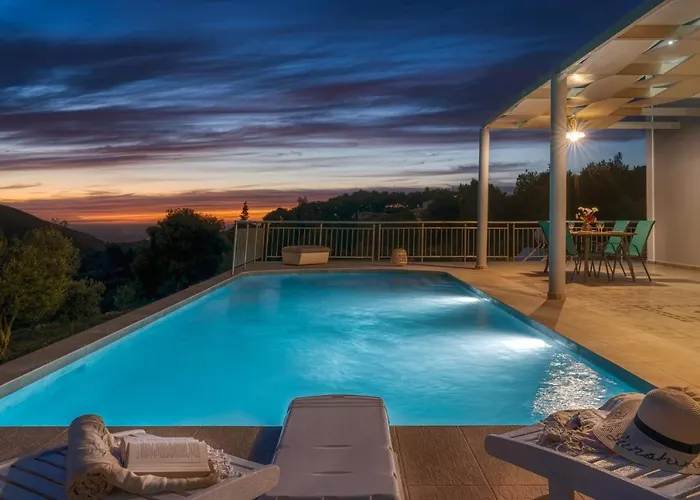 Guesto With Private Pool By Mindyourvilla *