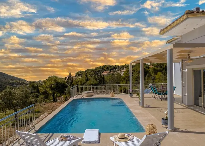 Villa Guesto With Private Pool By Mindyourvilla Anafonítria